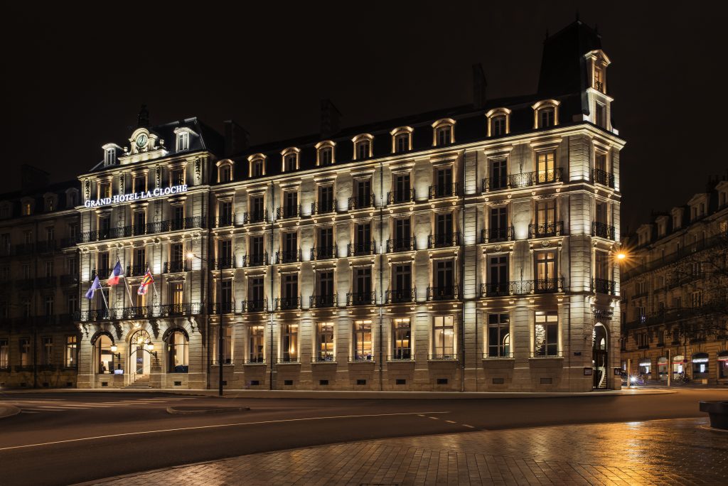 facade nuit