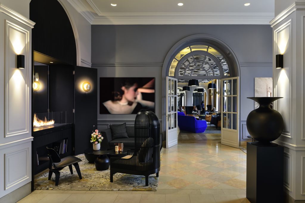 lobby